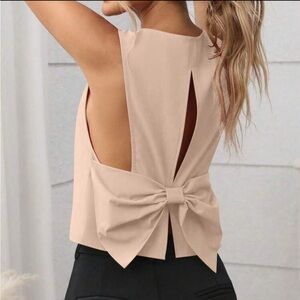 Nude Sleeveless Bow Acccent Blouse NEW 🏷️